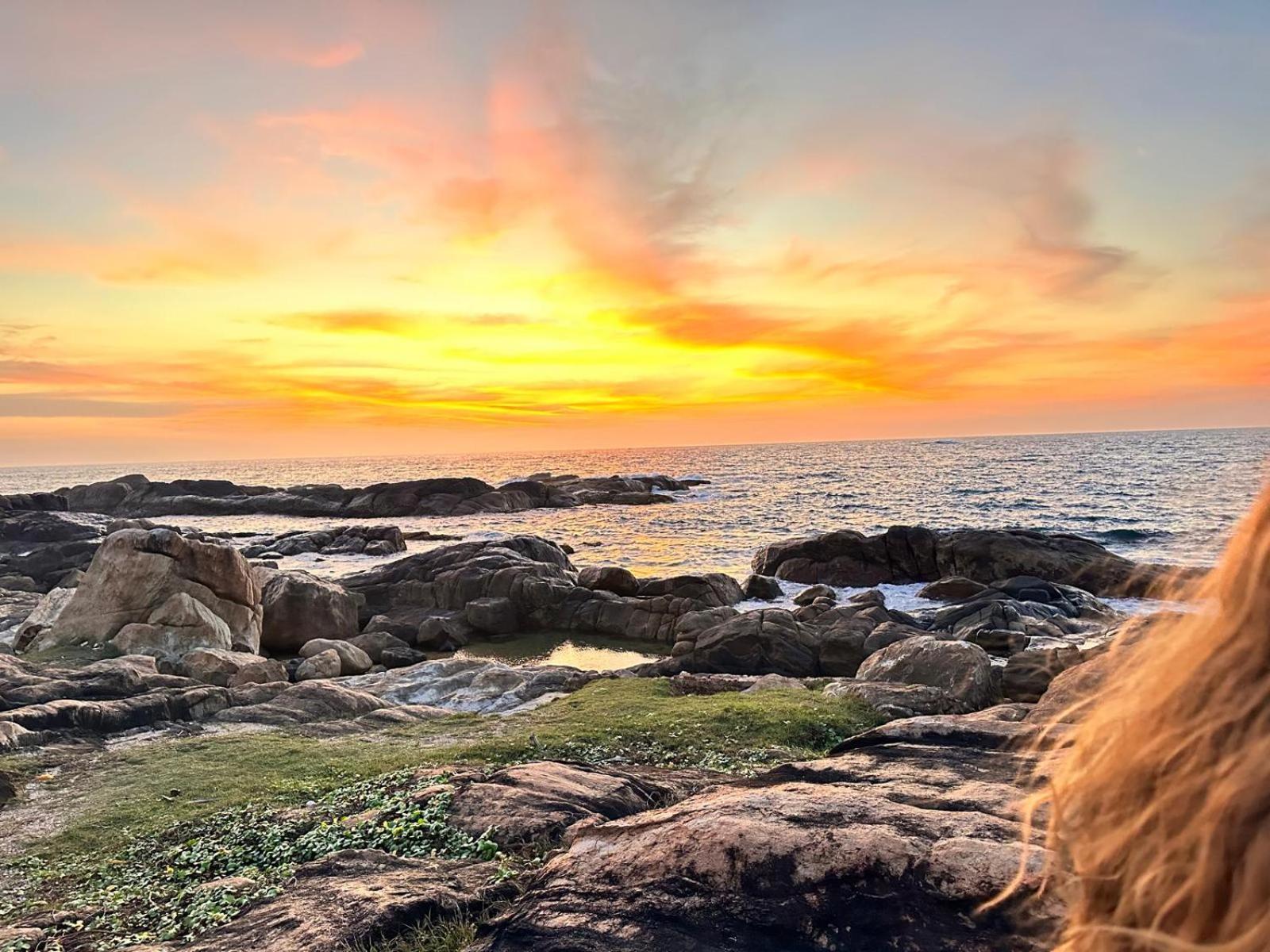 River Beach View Hikkaduwa Dış mekan fotoğraf